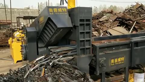 鱷魚剪切機適用于金屬收回公司、廢鋼廠、訓(xùn)練鑄造企業(yè)對各種形狀的型鋼及各種金屬結(jié)構(gòu)進行冷態(tài)剪切。。。